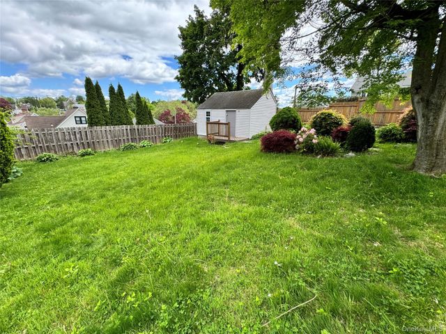 15 Orchard Parkway, White Plains, NY 10606