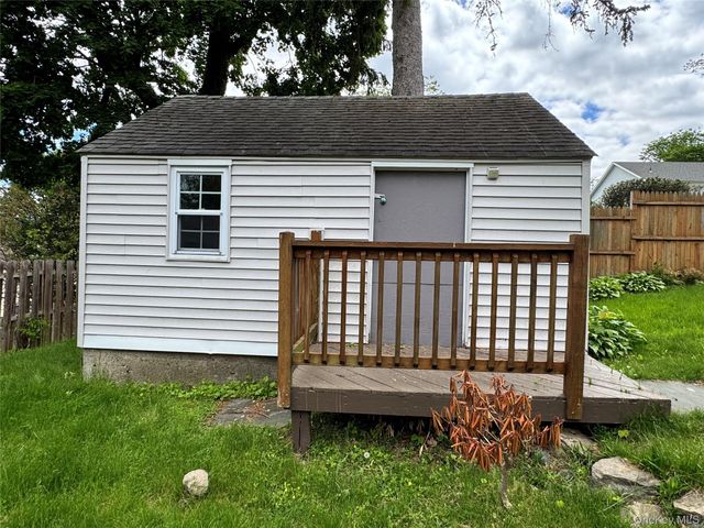 15 Orchard Parkway, White Plains, NY 10606