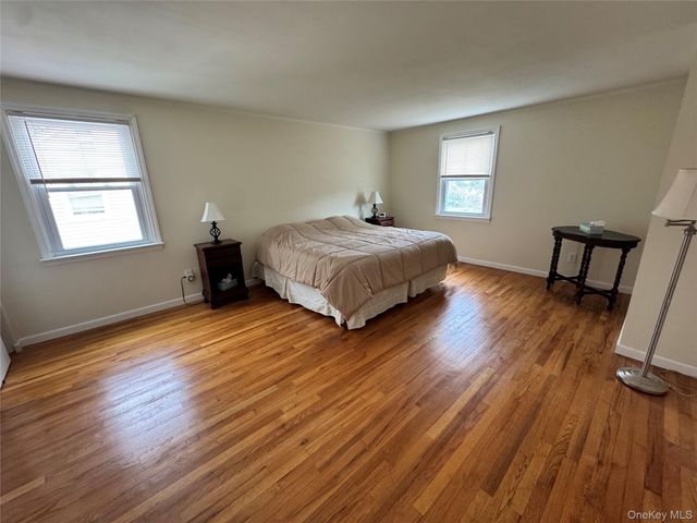 15 Orchard Parkway, White Plains, NY 10606