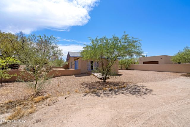 5301 E Fort Lowell Road, Tucson, AZ 85712