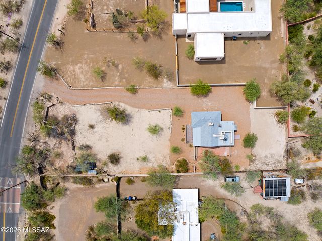 5301 E Fort Lowell Road, Tucson, AZ 85712
