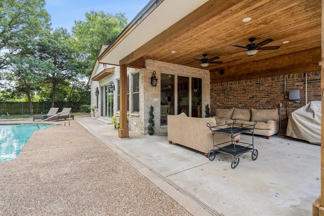 2413 Taylor Street, Southlake, TX 76092