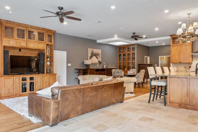 2413 Taylor Street, Southlake, TX 76092