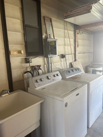 7445 SE Independence Avenue, Hobe Sound, FL 33455