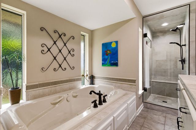 9519 Robin Meadow Drive, Dallas, TX 75243