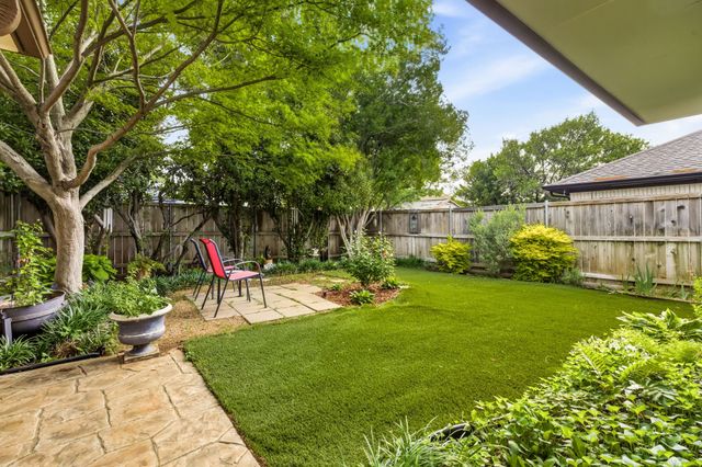 9519 Robin Meadow Drive, Dallas, TX 75243