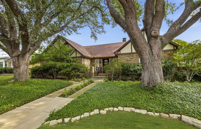 9519 Robin Meadow Drive, Dallas, TX 75243