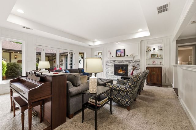 9519 Robin Meadow Drive, Dallas, TX 75243