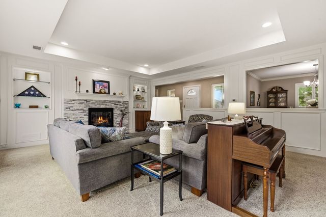 9519 Robin Meadow Drive, Dallas, TX 75243