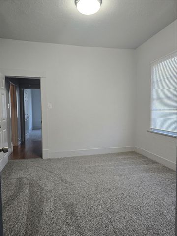 6910 Avenue K, Houston, TX 77011