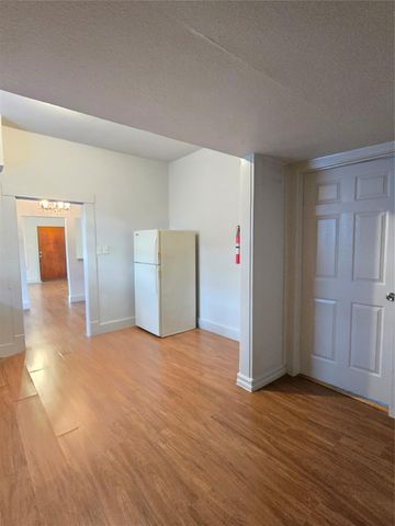 6910 Avenue K, Houston, TX 77011