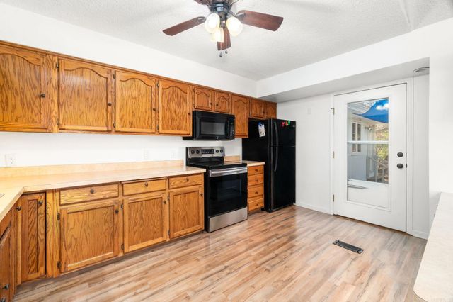 8 Tarifa Lane, Hot Springs Village, AR 71909