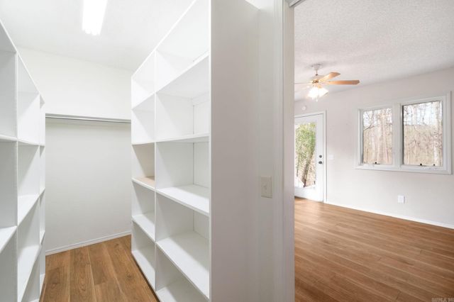 8 Tarifa Lane, Hot Springs Village, AR 71909