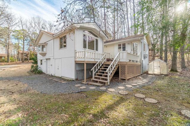 8 Tarifa Lane, Hot Springs Village, AR 71909