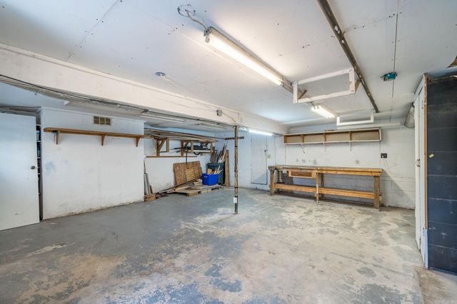 8 Tarifa Lane, Hot Springs Village, AR 71909