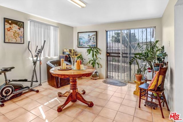 13116 Tonopah Street, Arleta (los Angeles), CA 91331