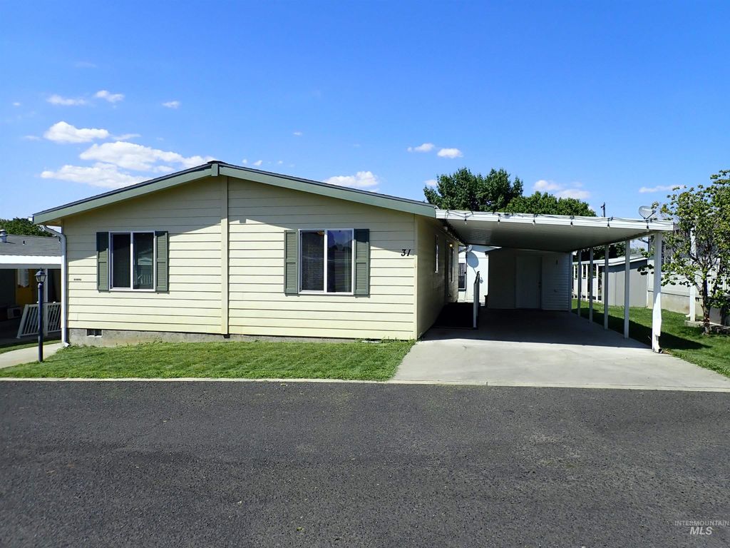 3610 15th St #31, Lewiston, ID 83501