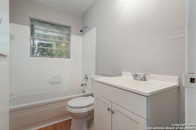 435 W BEDFORD AVE, San Antonio, TX 78226