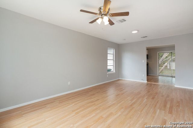 435 W BEDFORD AVE, San Antonio, TX 78226