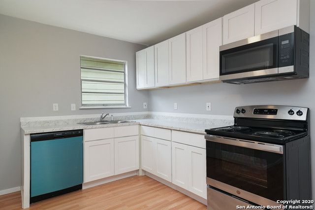 435 W BEDFORD AVE, San Antonio, TX 78226