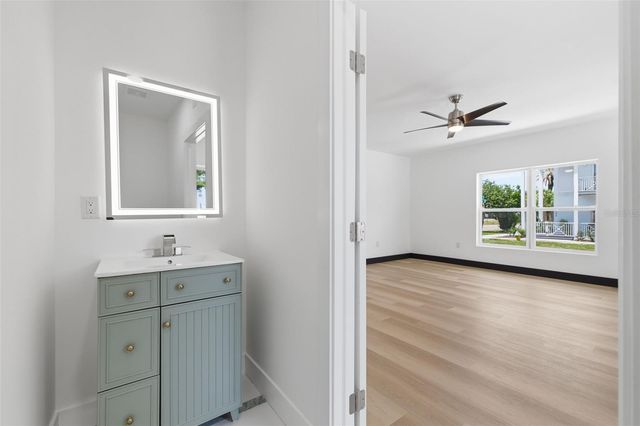 1530 12TH AVENUE S, St Petersburg, FL 33705