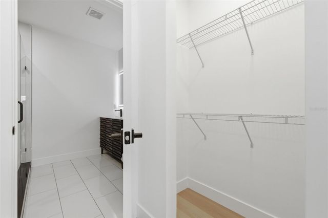 1530 12TH AVENUE S, St Petersburg, FL 33705