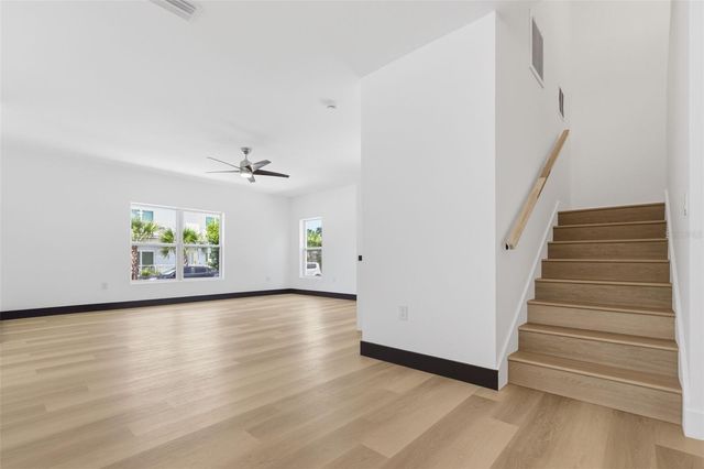 1530 12TH AVENUE S, St Petersburg, FL 33705