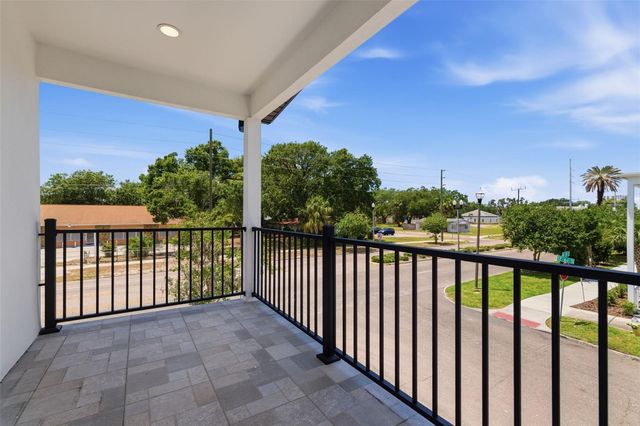 1530 12TH AVENUE S, St Petersburg, FL 33705