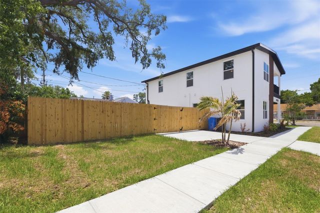 1530 12TH AVENUE S, St Petersburg, FL 33705