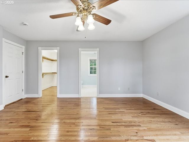 511 S CENTER St, Oregon City, OR 97045