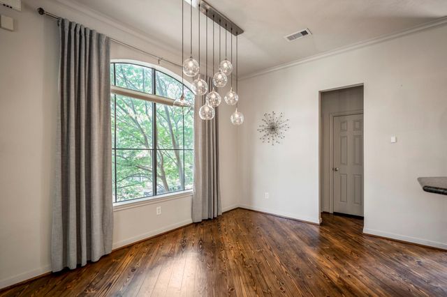 2719 La Branch Street, Houston, TX 77004