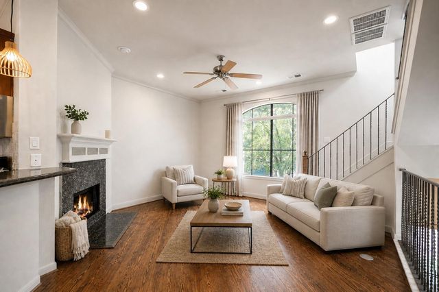 2719 La Branch Street, Houston, TX 77004