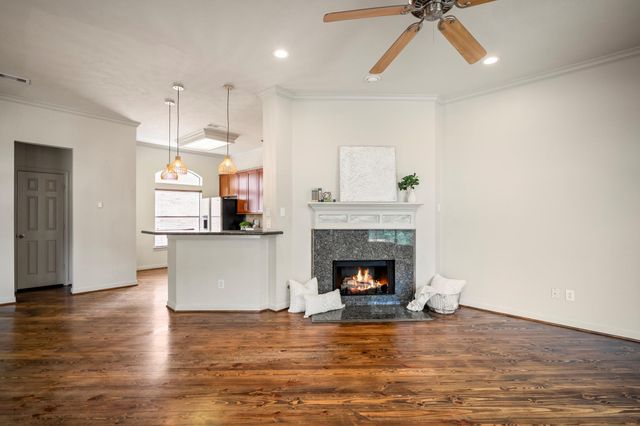 2719 La Branch Street, Houston, TX 77004