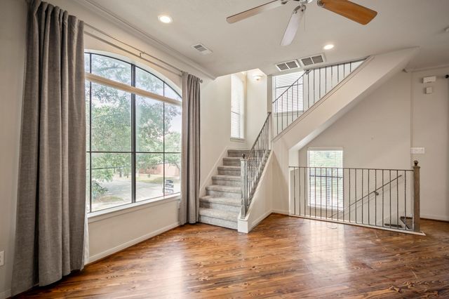 2719 La Branch Street, Houston, TX 77004