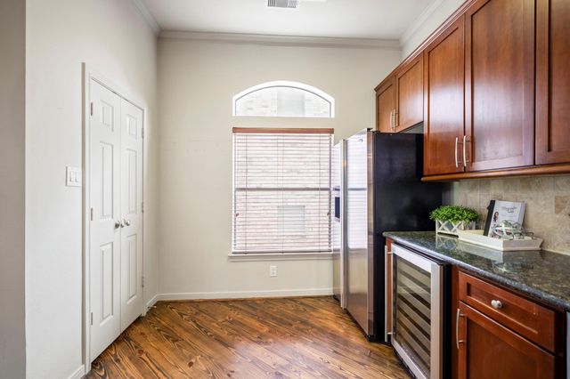 2719 La Branch Street, Houston, TX 77004