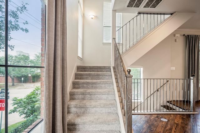 2719 La Branch Street, Houston, TX 77004