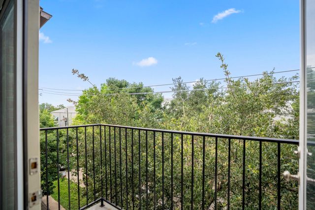 2719 La Branch Street, Houston, TX 77004
