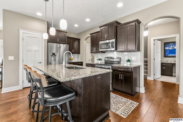 19752 N Street, Omaha, NE 68135