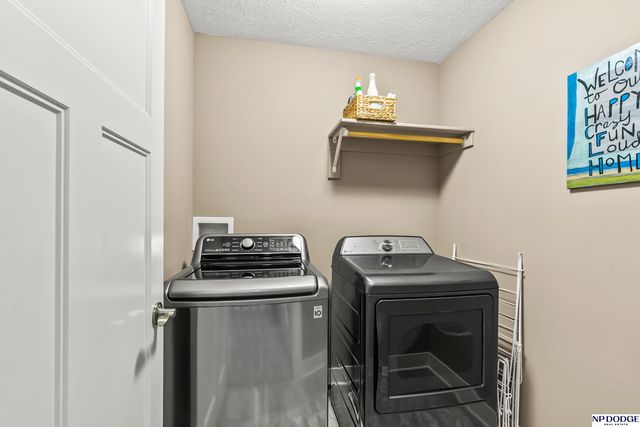 19752 N Street, Omaha, NE 68135