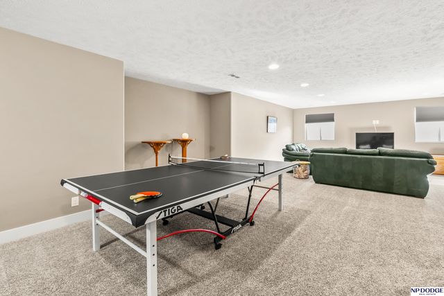 19752 N Street, Omaha, NE 68135