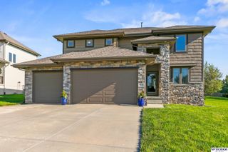 19752 N Street, Omaha, NE 68135