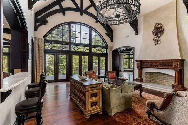 1050 Pine Creek Falls Rd, Smithville, TN 37166