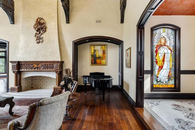 1050 Pine Creek Falls Rd, Smithville, TN 37166