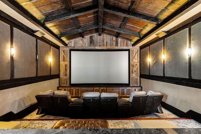 1050 Pine Creek Falls Rd, Smithville, TN 37166