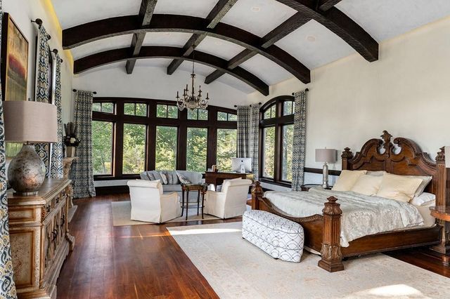 1050 Pine Creek Falls Rd, Smithville, TN 37166