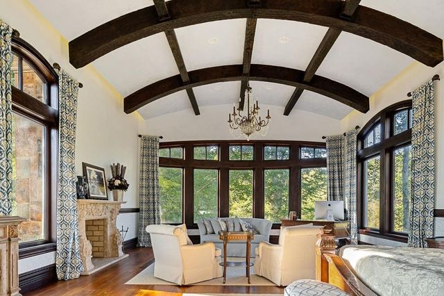 1050 Pine Creek Falls Rd, Smithville, TN 37166