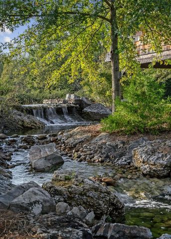 1050 Pine Creek Falls Rd, Smithville, TN 37166