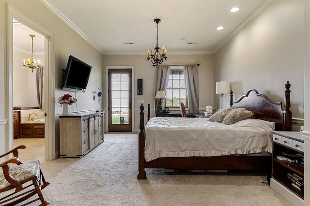 1050 Pine Creek Falls Rd, Smithville, TN 37166