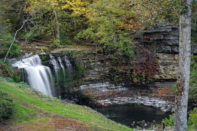 1050 Pine Creek Falls Rd, Smithville, TN 37166