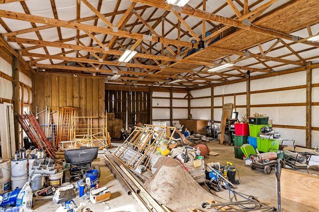 1050 Pine Creek Falls Rd, Smithville, TN 37166